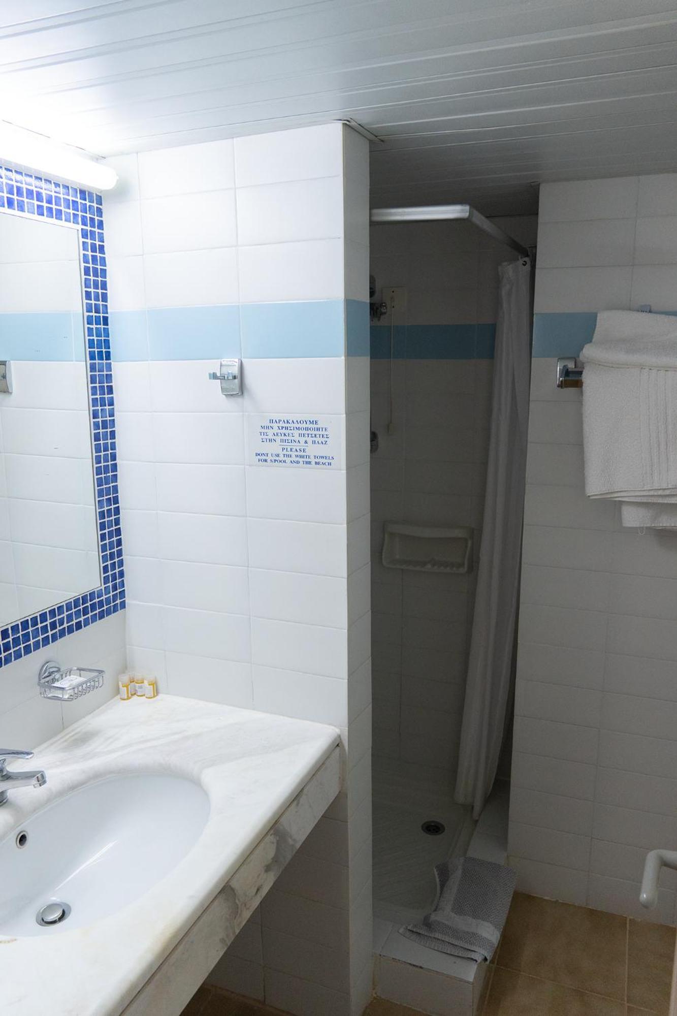 Apollon Suites Karystos  Ngoại thất bức ảnh