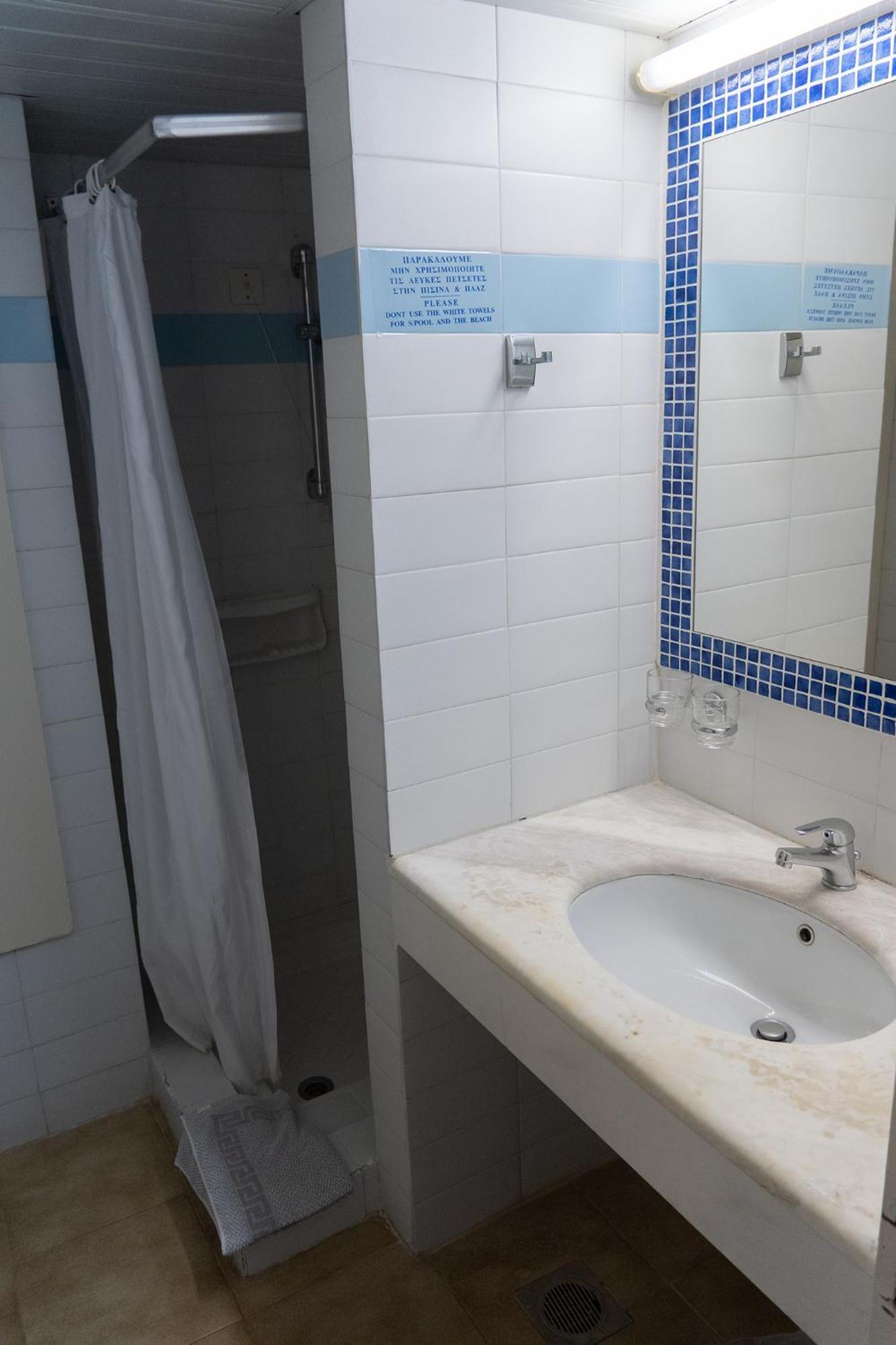 Apollon Suites Karystos  Ngoại thất bức ảnh
